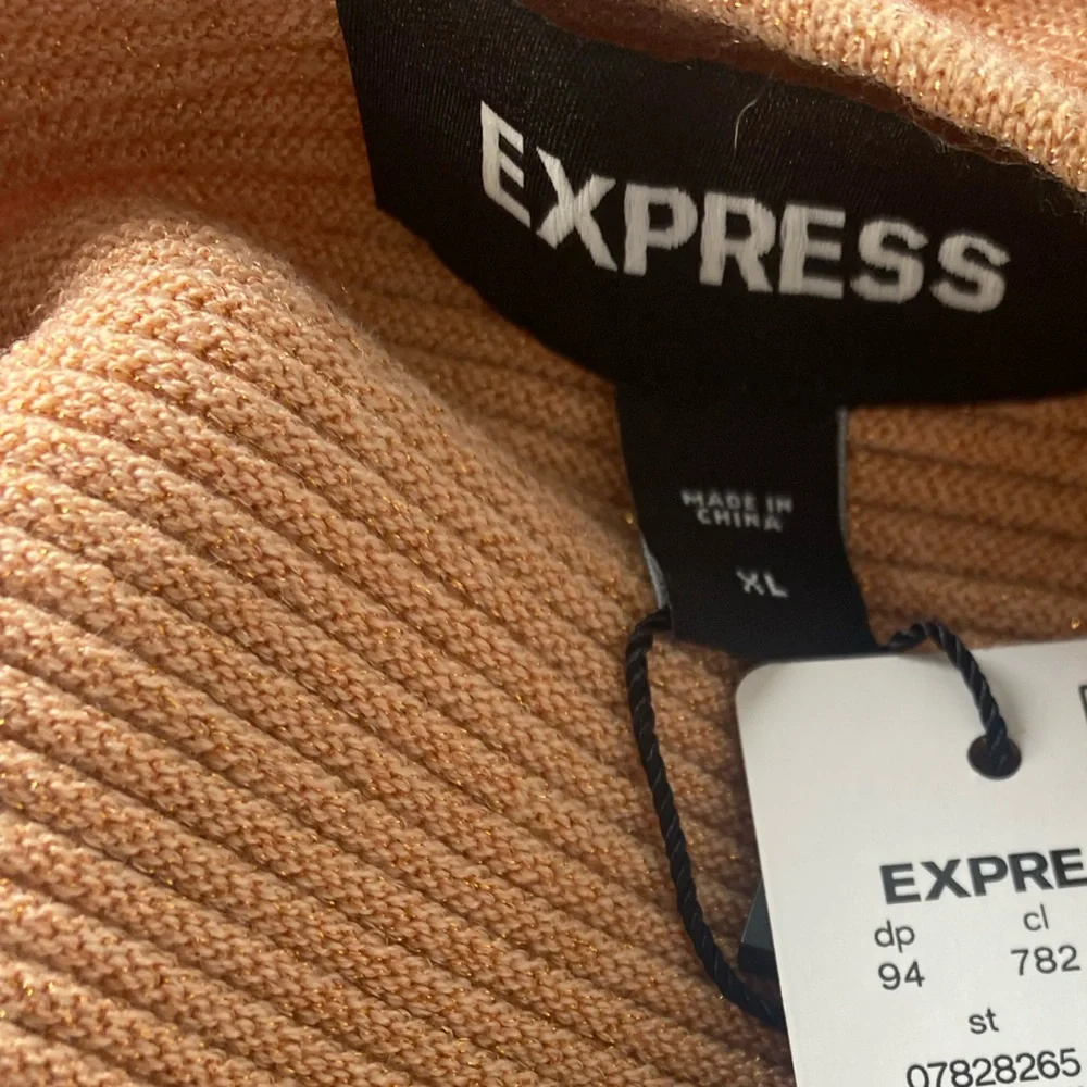 Express NWT Peach Knit Backless Halter Dress - Picture 7 of 9